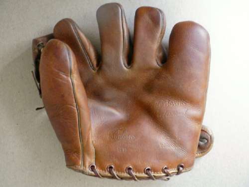 Jelly Sorrelle Nokona G11 Front